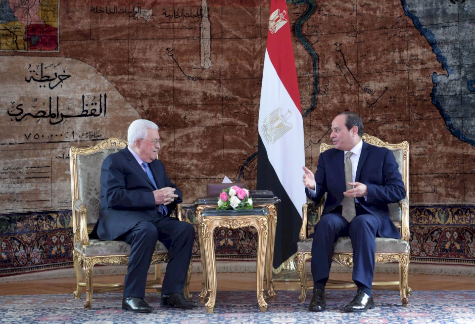 صور/ فحوى لقاء الرئيس عباس مع السيسي