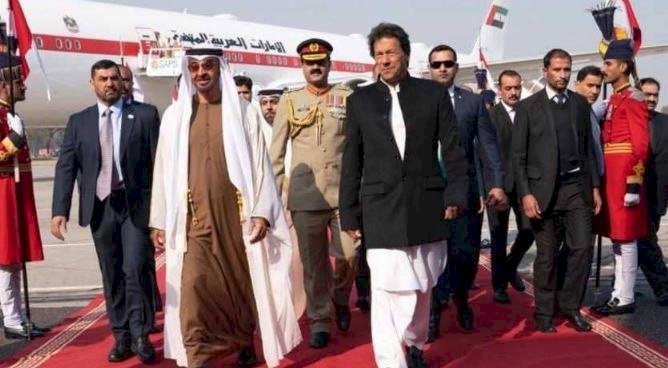 محمد بن زايد يصل باكستان في زيارة رسمية