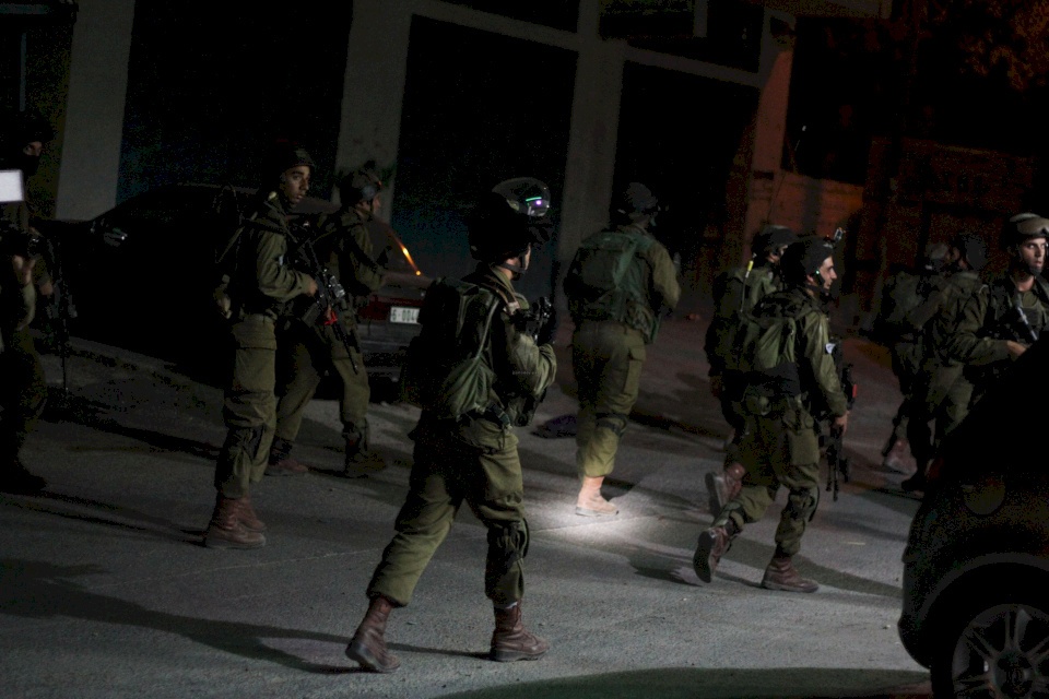 فيديو.. اصابات باقتحام الاحتلال لمدينة البيرة