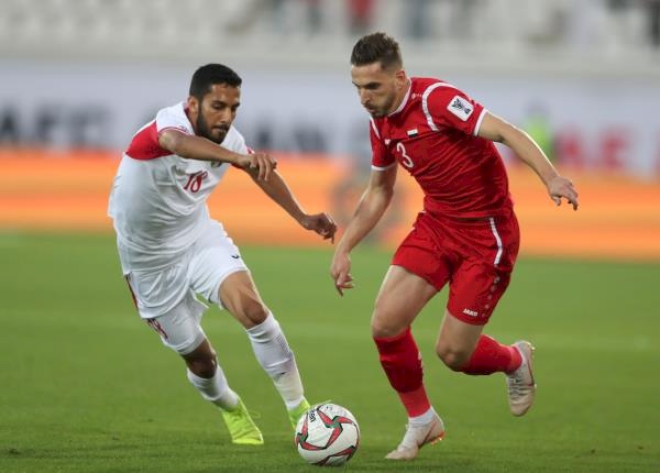 كأس آسيا.. قطار "النشامى" يعبر محطة المنتخب السوري