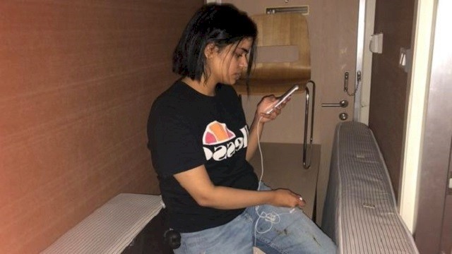 ترودو يؤكد منح اللجوء للفتاة السعودية رهف القنون