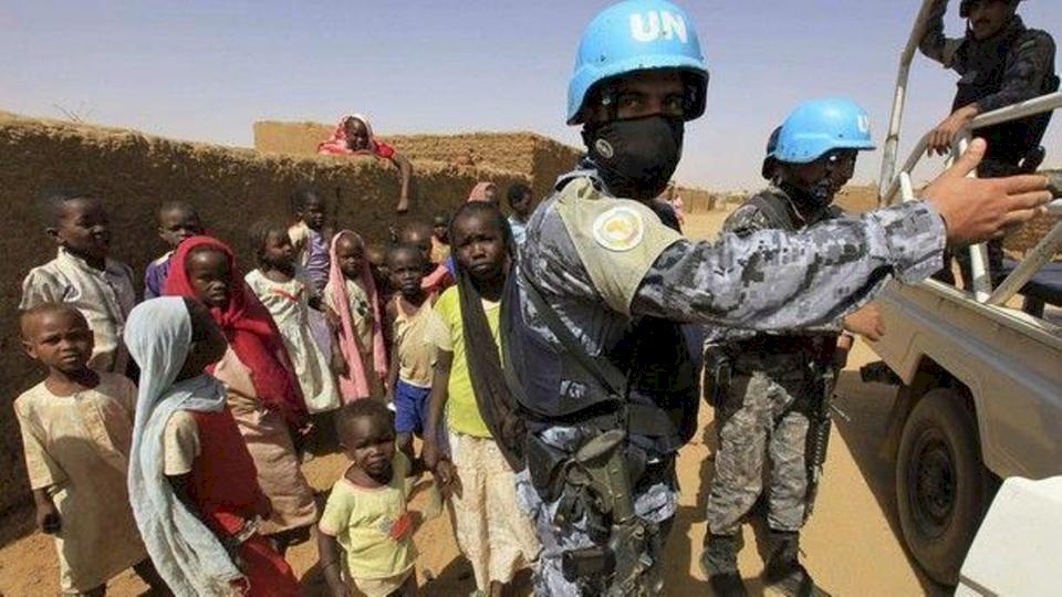 مقتل 10 من قوات حفظ السلام الدولية بهجوم في مالي