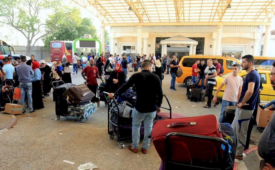 مهنا: انتهاء أزمة معبر الكرامة