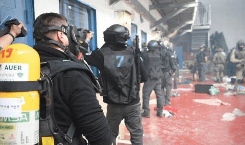 اليوم..جلسة حاسمة  بين الأسرى وإدارة "عوفر"