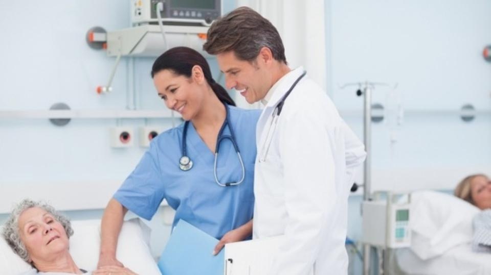 هل يمكن لطبيب لطيف جعل العلاج أكثر فعالية؟