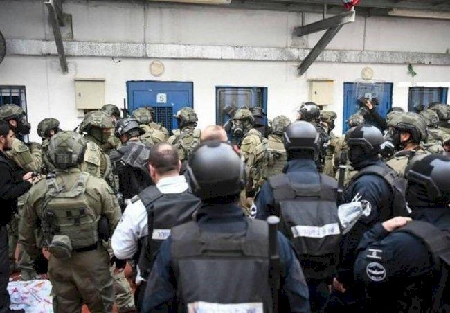مصلحة السجون تعترف: اصابات "عوفر" أكبر من المعلن بثلاثة أضعاف