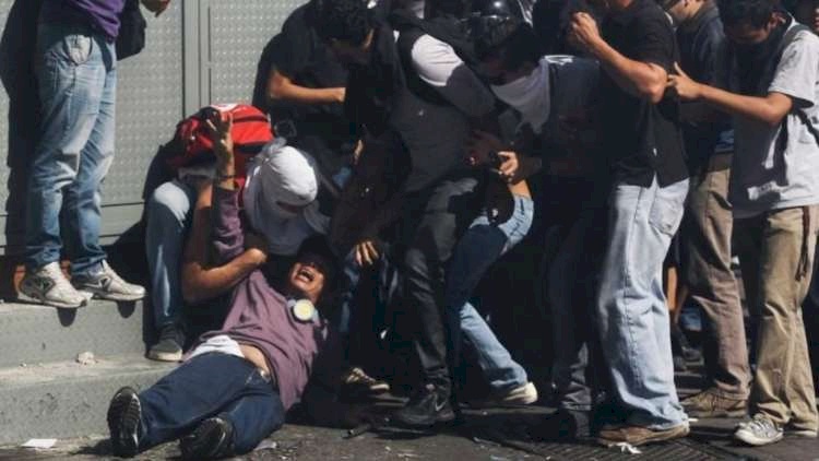 40 قتيلا في فنزويلا منذ بدء الاحتجاجات