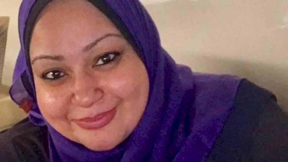نعتها مواقع التواصل.. قصة طبيبة أفجعت المصريين