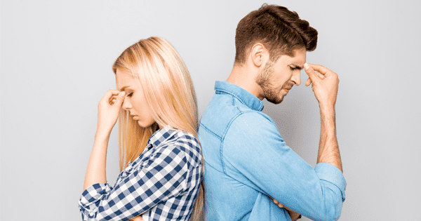 استعدّي للانفصال إذا كانت هذه الصّفات تسيطرُ على جدالكِ مع شريكك!