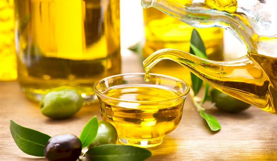 ايقاف السماح بادخال زيت الزيتون إلى الأردن