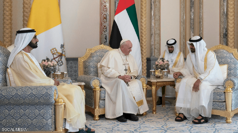 محمد بن زايد: بحثنا مع البابا فرنسيس ترسيخ قيم التعايش