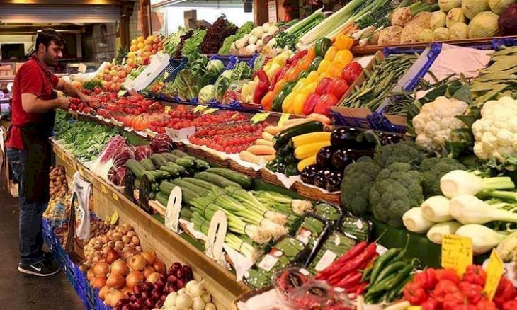 تناول الفواكه والخضروات بكثرة يحسن صحتك العقلية