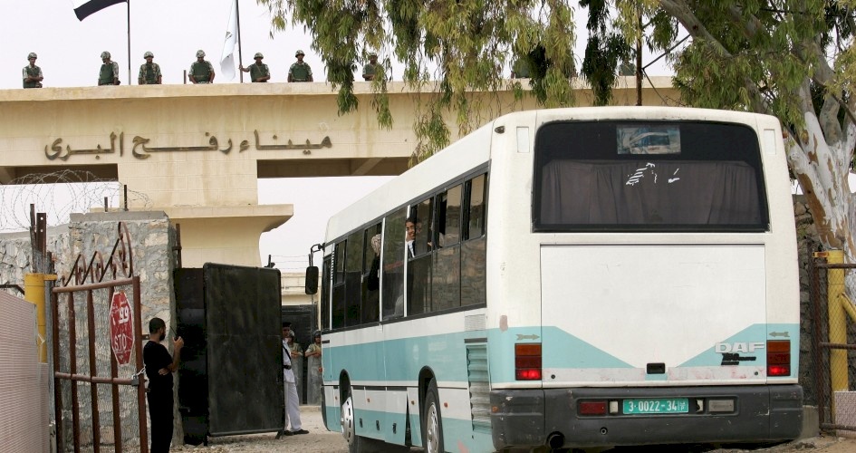 وفدان من الشعبية والديمقراطية الى القاهرة