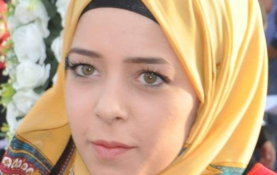 بالصور/ أم الفحم تشيع جثمان الطالبة قبلاوي