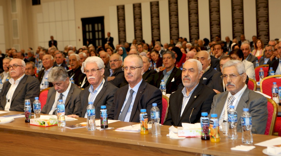 قيادي في فتح يوجه تحذيرا لإسرائيل