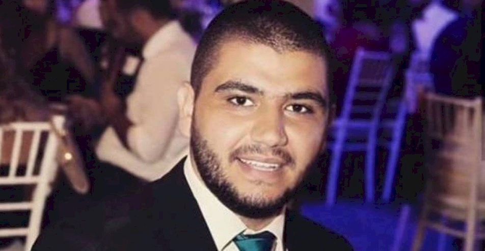 بالفيديو.. كان يغني في عيد الحب فسقط أرضاً!