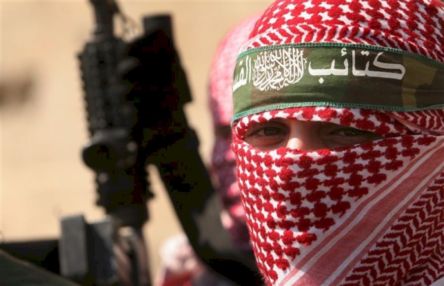 قيادة القسام تعطي توجيها لوحدة الظل بشأن أسرى الاحتلال لديها