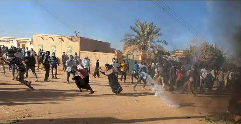 تظاهرات في السودان احتجاجا على قرارات البشير