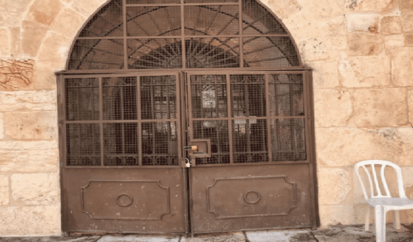 الاحتلال يغلق مصلى باب الرحمة في القدس 