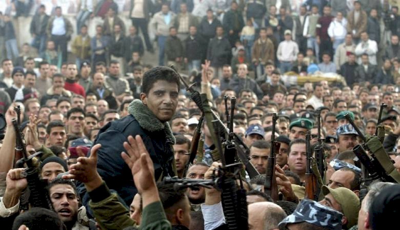 الاحتلال يمنع المحامي من لقاء زكريا الزبيدي