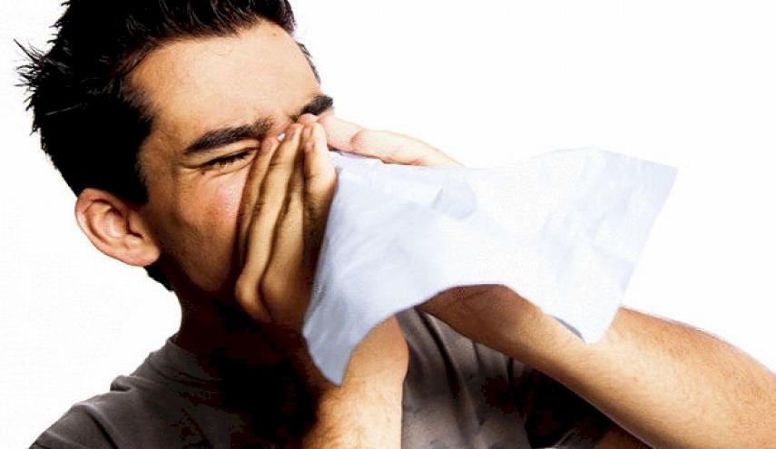 سيلان الأنف صباحًا.. علام يدل؟
