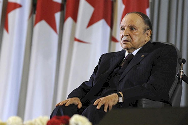 مصدر طبي: وضع الرئيس الجزائري حرج جداً 