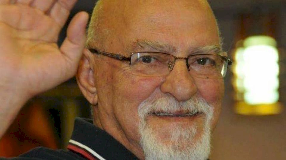 الموت يغيّب الفنان الأردني "أبوعواد"