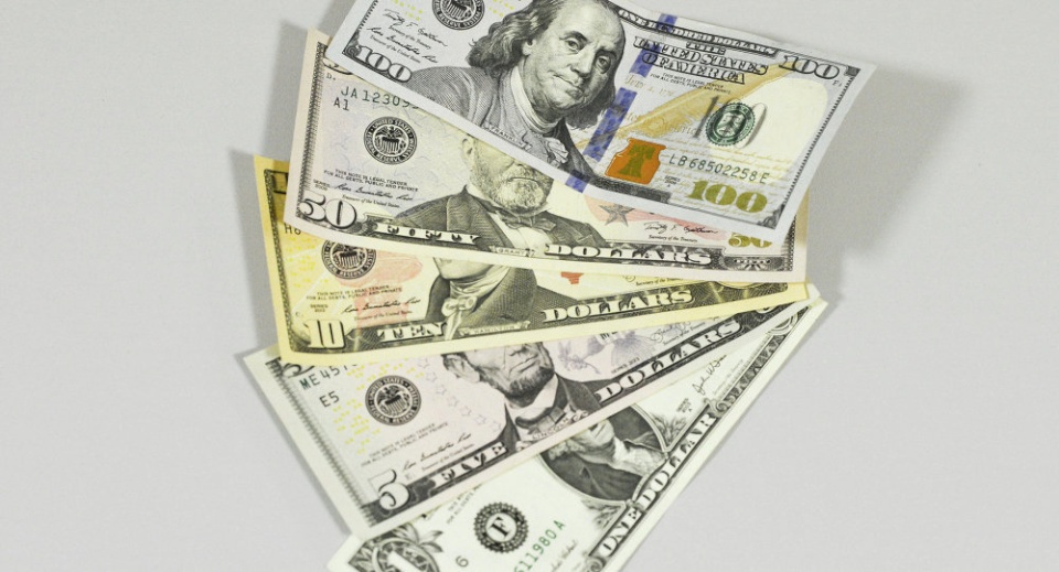 أسعار العملات: انخفاض طفيف على اسعار الصرف