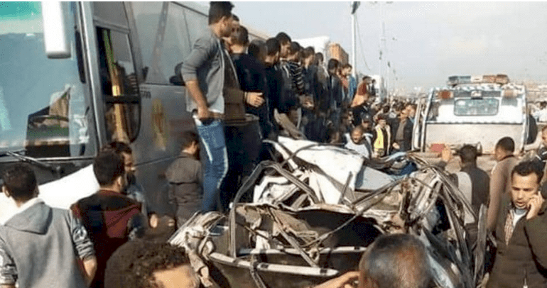 مصر.. حادث "مفجع" يخلف عشرات القتلى والجرحى