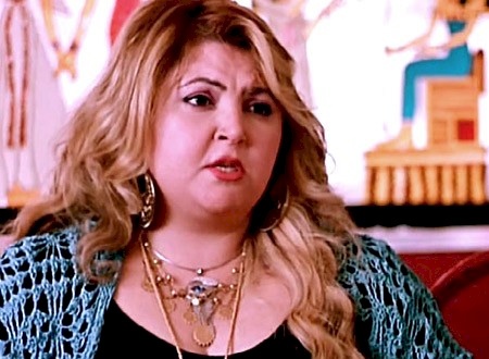 الفنانة مها احمد تطلب من جمهورها الدعاء