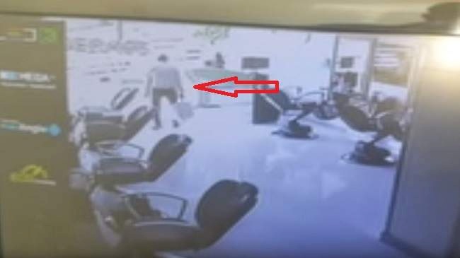 كاميرات  تكشف اللص قبل السرقة!