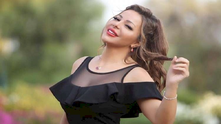 نجمة سورية : أنا محجبة من الداخل !
