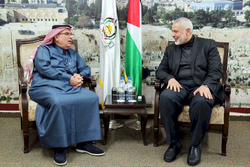 هذا ما بحثه هنية مع العمادي في غزة