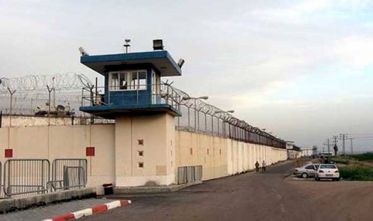 إدارة سجن "عسقلان" تفرض عقوبات بحق عدد من الاسرى