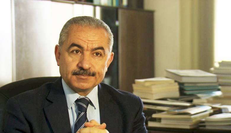 اشتية يطالب بوقف التهاني عبر الصحف والتبرع بدل ذلك لقرى الاطفال
