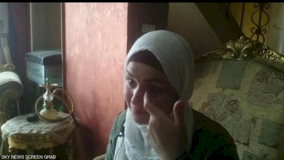 في بلد عربي.. أم تقتل أطفالها والأب يوثق فعلتها