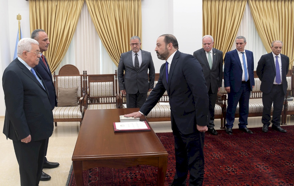 المستشار أكرم الخطيب يؤدي اليمين القانونية أمام الرئيس نائبا عاما