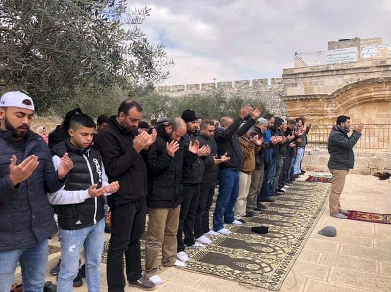 هل سيتم اغلاق  مصلى باب الرحمة؟