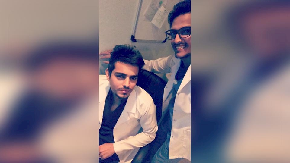 لماذا لم تتعرف أسرة السعودي ضحية الطائرة عليه حتى الآن؟