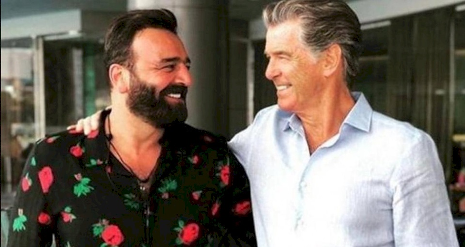 "ابو شهاب" يقتحم هوليود مع "جيمس بوند"