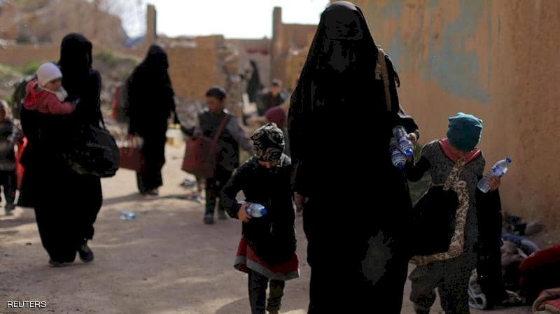 فرنسا تتسلم أطفالا من مخيمات في سوريا