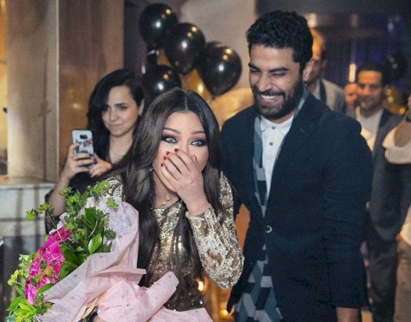 هيفاء وهبي تحسم الجدل بشأن زواجها من مدير أعمالها