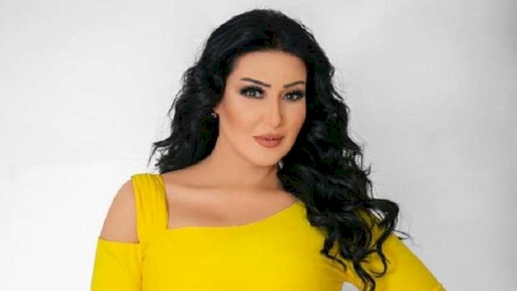 سمية الخشاب تنفي طلاقها 