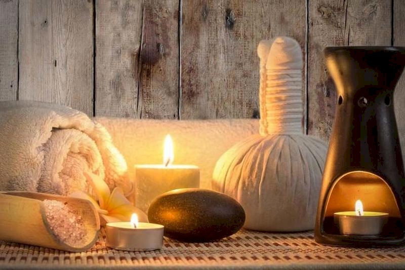 منافع الشمع المعطر !