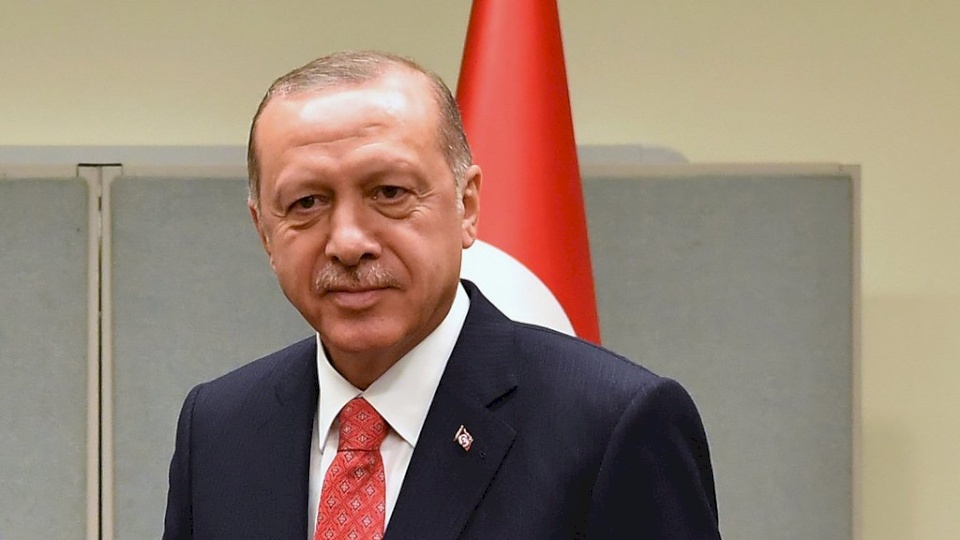 حزب أردوغان يطعن "طولا وعرضا" في إسطنبول