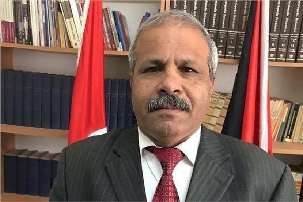 حزب الشعب يرفض استقالة العوض