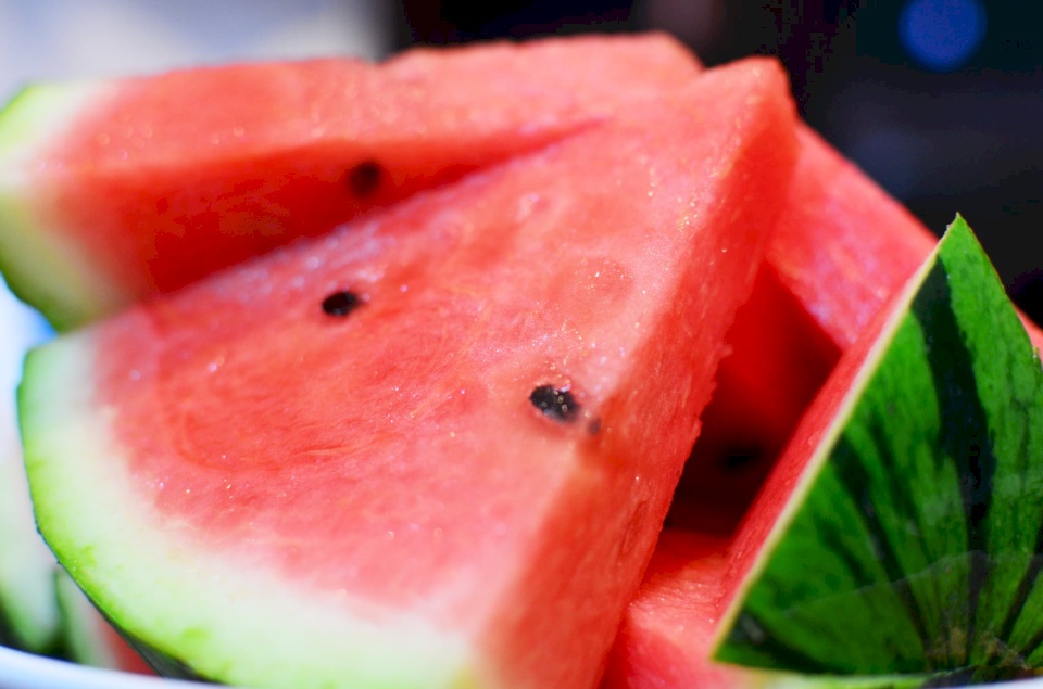 أطعمة تحتوي على نسبة كبيرة من الماء