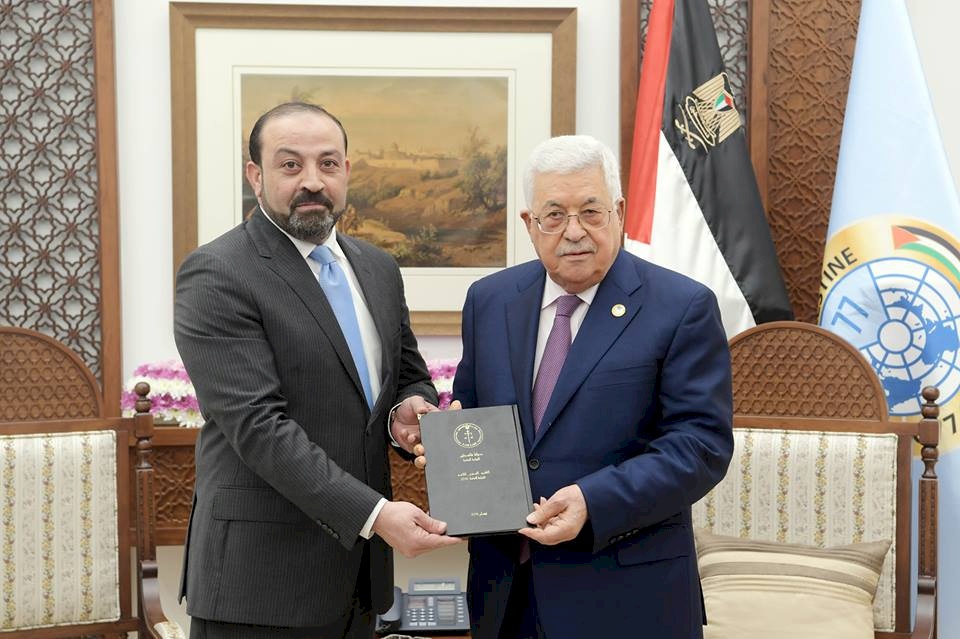  الرئيس عباس يؤكد أهمية احترام الحريات العامة واستقلال القضاء