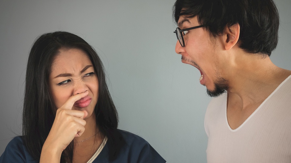 انتبه...رائحة الفم الكريهة تنذر بالإصابة بأمراض خطيرة