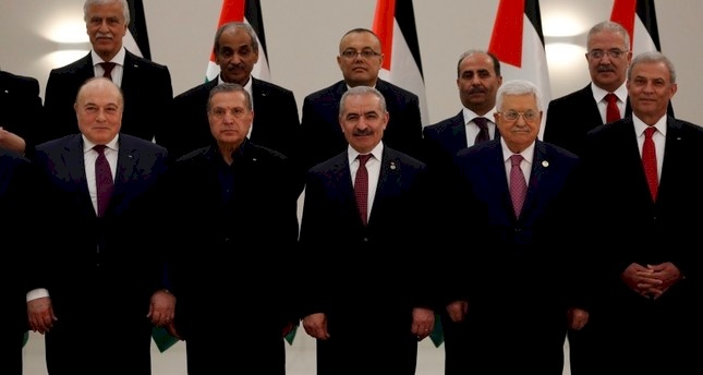 الحكومة: سنعمل على إيجاد حلول لرفع نسبة الرواتب مع حلول رمضان